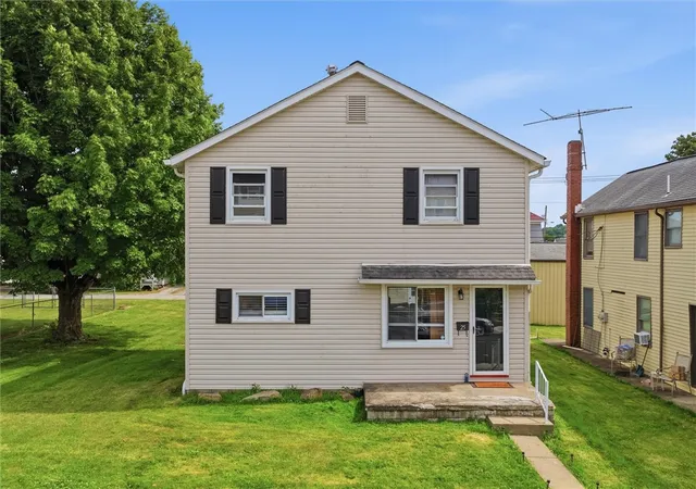 Homes for sale in North Irwin, PA | 25 Lincoln Ave, North Irwin, PA 15642 | MLS# 1760614