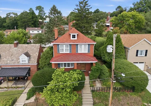 1st image of 432 Hallock Street, Mt Washington, PA 15211 | MLS# 1760612