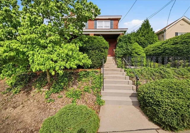31st image of 432 Hallock Street, Mt Washington, PA 15211 | MLS# 1760612