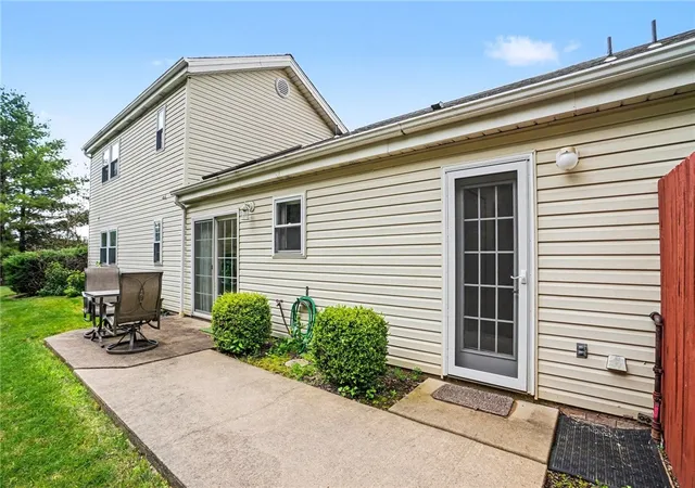 Homes for sale in Murrysville, PA | 501 Sheridan Lane, Murrysville, PA 15632 | MLS# 1760070