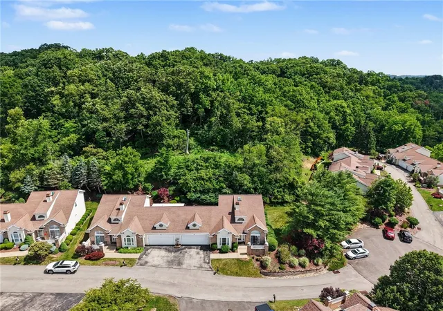 Homes for sale in Murrysville, PA | 501 Sheridan Lane, Murrysville, PA 15632 | MLS# 1760070