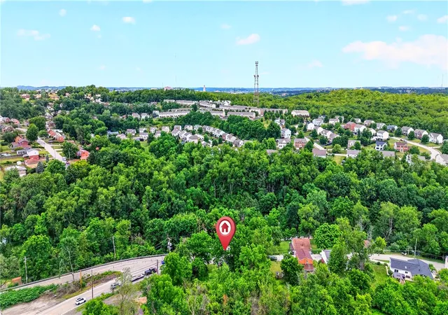 Homes for sale in Baldwin Boro, PA | 6 Gensler Rd, Baldwin Boro, PA 15236 | MLS# 1760341