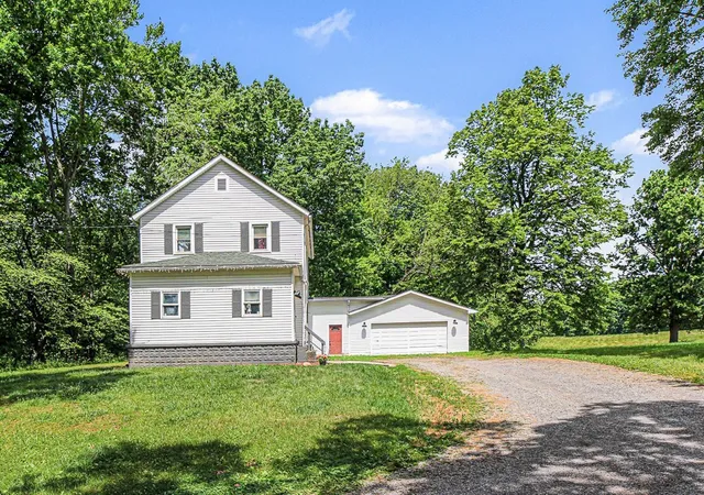 Homes for sale in Hermitage, PA | 2385 River Rd, Hermitage, PA 16148 | MLS# 1760311