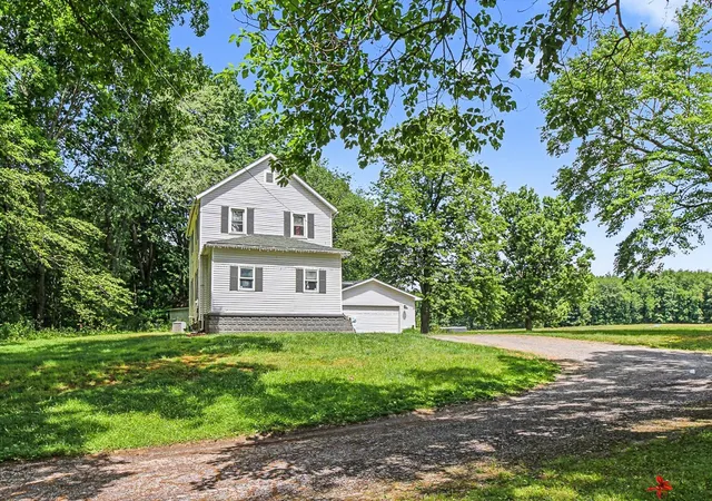 Homes for sale in Hermitage, PA | 2385 River Rd, Hermitage, PA 16148 | MLS# 1760311