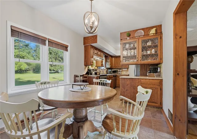 Homes for sale in Hermitage, PA | 915 N Keel Ridge Road, Hermitage, PA 16148 | MLS# 1760512