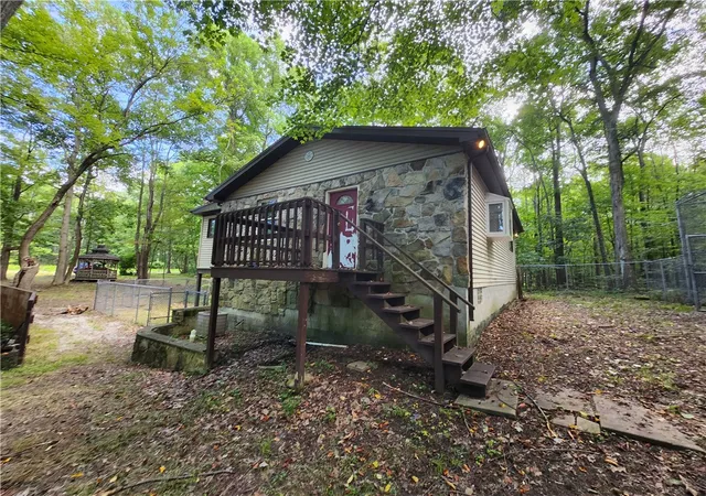 Photo 3 of Single family home for sale at 238 Solomon Temple Rd, Latrobe, PA 15650 | MLS# 1760779 | Listing updated on 2026-06-29