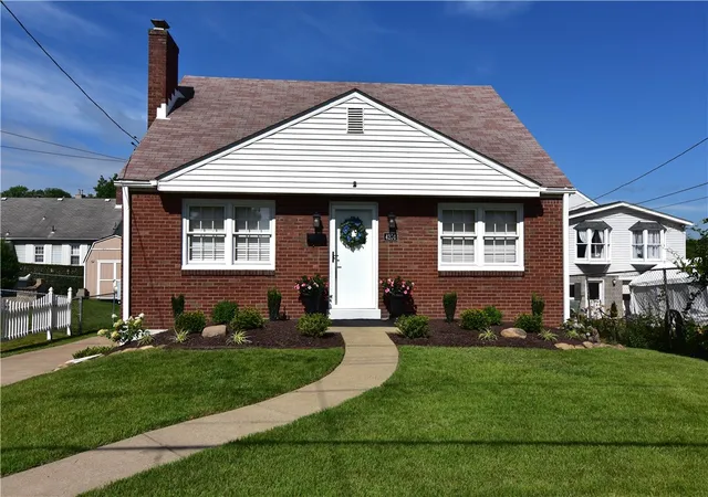 2nd image of 4204 Vistaview St, West Mifflin, PA 15122 | MLS# 1760772