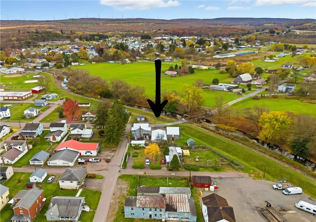 Homes for sale in Meyersdale Boro, PA | 5 North St, Meyersdale Boro, PA 15552 | MLS# 1760787