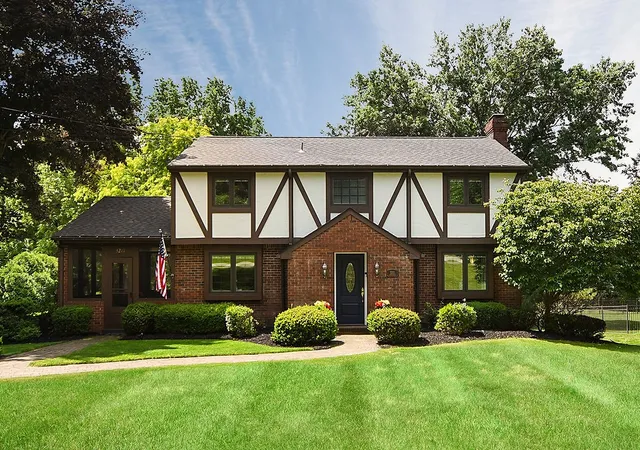 1st image of 3211 Unionville Road, Cranberry Township, PA 16066 | MLS# 1760506