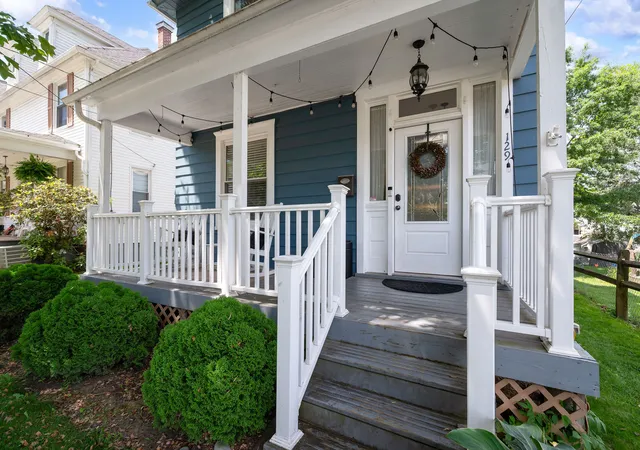 4th image of 129 North Milton St, Zelienople Boro, PA 16063 | MLS# 1760855