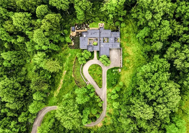 Photo 4 of Sale Pending at 1558 Jacob Miller Rd, Ligonier Twp, PA 15677 | MLS# 1760826 | Listing updated on 2026-08-05