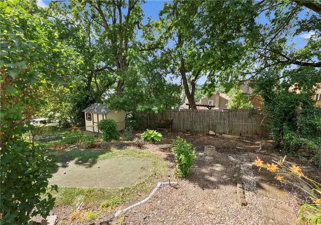 28th image of 708 Crysler Street, Brookline, PA 15226 | MLS# 1760618