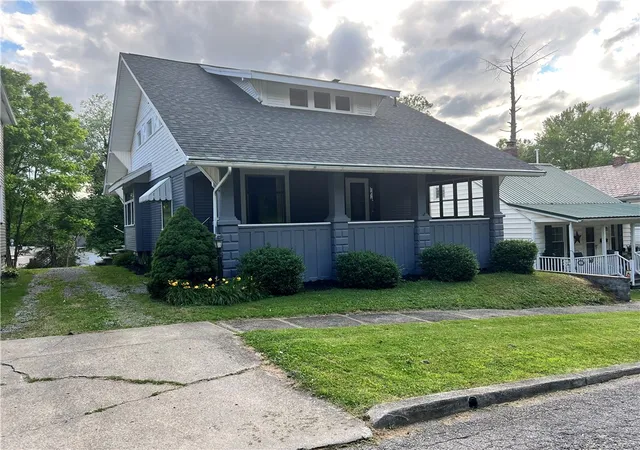 1st image of 40 Penn Ave, Greenville Boro, PA 16125 | MLS# 1760895