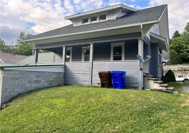 29th image of 40 Penn Ave, Greenville Boro, PA 16125 | MLS# 1760895