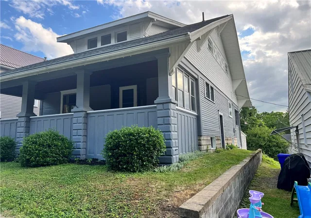 2nd image of 40 Penn Ave, Greenville Boro, PA 16125 | MLS# 1760895