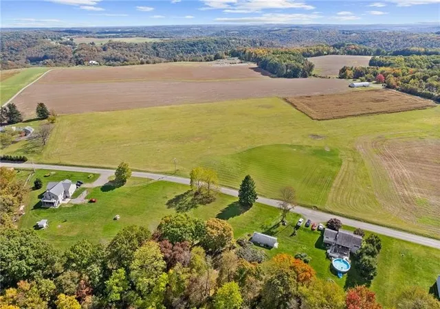 2nd image of 101 Bluestone Ct, Harmony, PA 16037 | MLS# 1760891