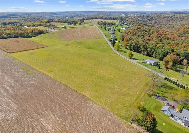 4th image of 101 Bluestone Ct, Harmony, PA 16037 | MLS# 1760891