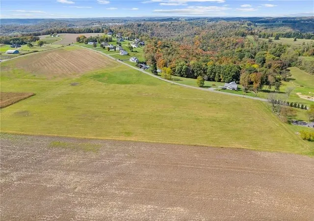 5th image of 101 Bluestone Ct, Harmony, PA 16037 | MLS# 1760891