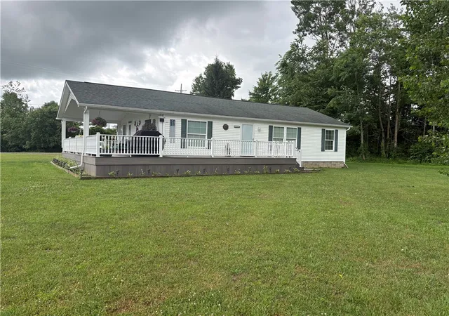Homes for sale in Punxsutawney Area School District, PA | 642 Yates Rd, Punxsutawney Area School District, PA 15767 | MLS# 1760904