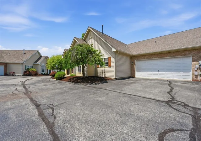 Homes for sale in Adams Twp, PA | 81441 Lost Valley Dr, Adams Twp, PA 16046 | MLS# 1760915