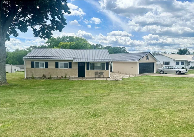 Homes for sale in Center Twp, PA | 112 Rolling Hills Dr, Center Twp, PA 15061 | MLS# 1760732