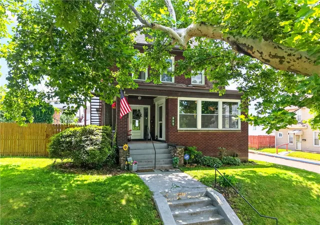 Homes for sale in Mckeesport, PA | 800 Fawcett Avenue, Mckeesport, PA 15132 | MLS# 1760824