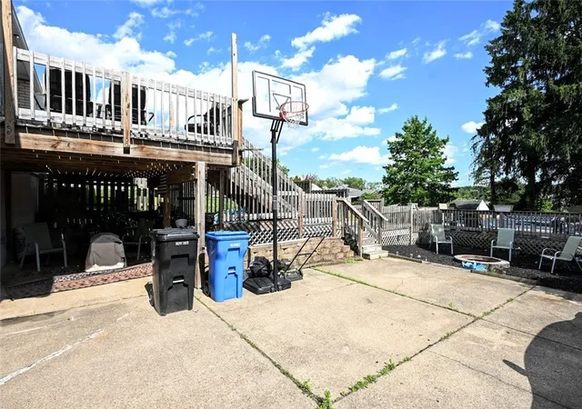 36th image of 205 Highland Dr, Elizabeth Twp/boro, PA 15037 | MLS# 1760948