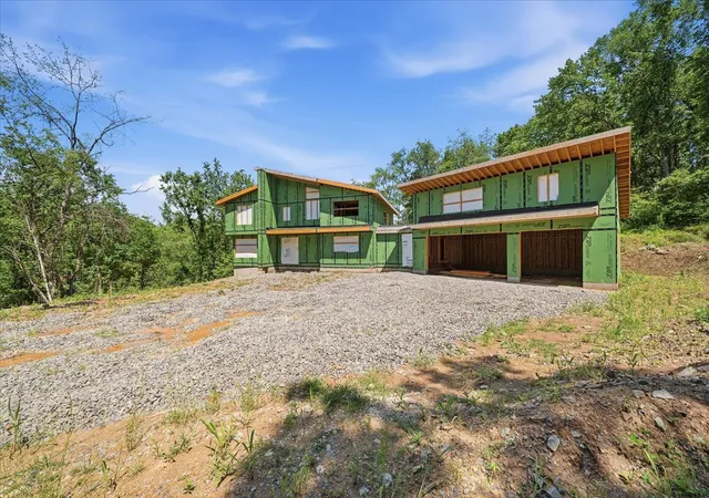 2nd image of 2323 Mcdevitt Road, Franklin Park, PA 15143 | MLS# 1760973