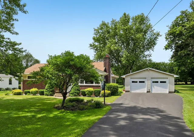 Photo 2 of Single family home for sale at 25 George Junior Rd, Grove City, PA 16127 | MLS# 1760992 | Listing updated on 2026-07-18