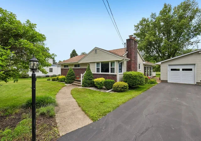 Photo 3 of Single family home for sale at 25 George Junior Rd, Grove City, PA 16127 | MLS# 1760992 | Listing updated on 2026-07-18