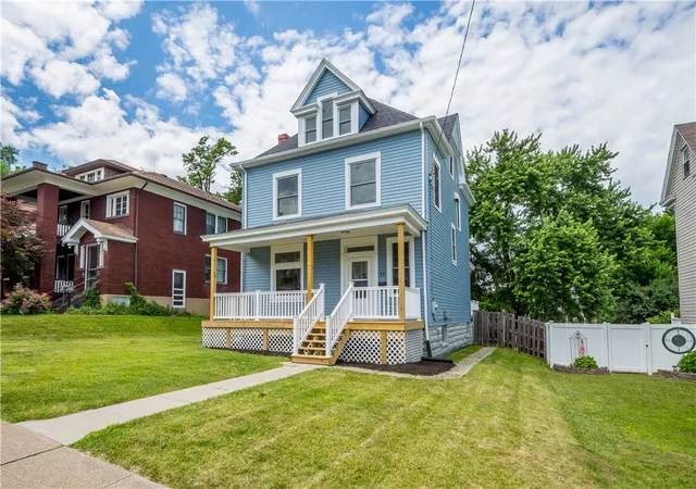 Homes for sale in Crafton, PA | 11 Dinsmore Ave, Crafton, PA 15205 | MLS# 1760800