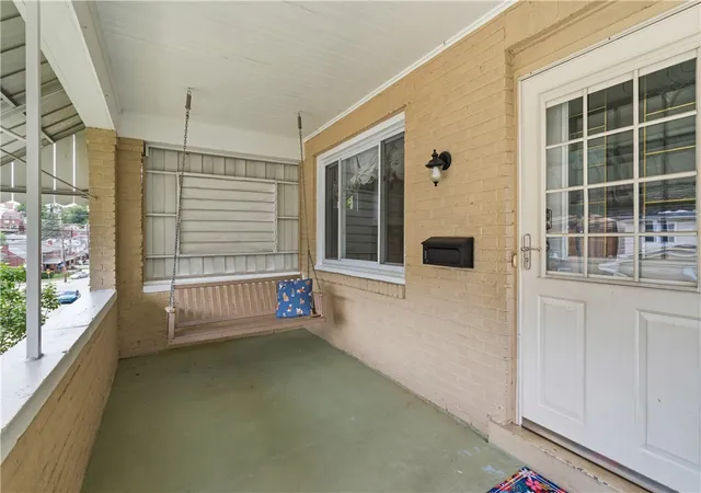 2nd image of 1129 Woodbourne Ave, Brookline, PA 15226 | MLS# 1760936