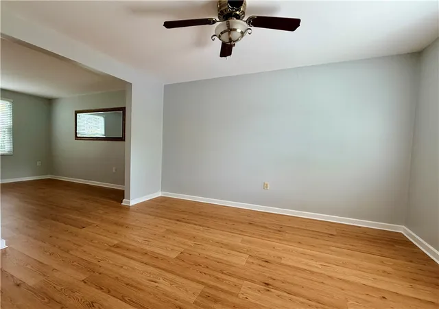 Photo 4 of Sale Pending at 204 Glengarry Dr, Coraopolis, PA 15108 | MLS# 1761011 | Listing updated on 2026-07-25