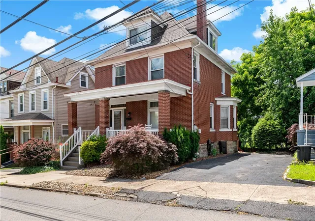 Photo 2 of Single family home for sale at 628 Library Ave, Carnegie, PA 15106 | MLS# 1760651 | Listing updated on 2026-08-03