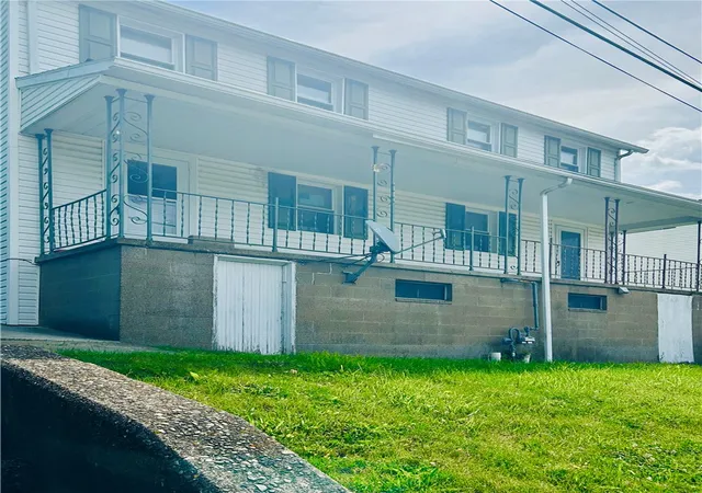 Homes for sale in Cokeburg, PA | 152/154 Lincoln St, Cokeburg, PA 15324 | MLS# 1761010