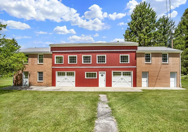 Homes for sale in Ligonier Twp, PA | 1099 Gravel Hill Rd, Ligonier Twp, PA 15658 | MLS# 1760890