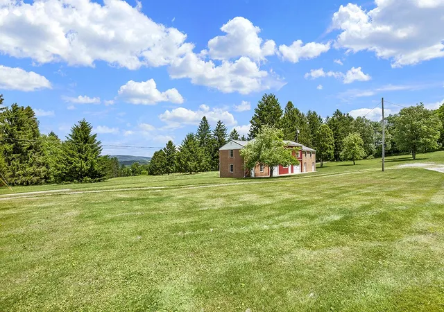 Homes for sale in Ligonier Twp, PA | 1099 Gravel Hill Rd, Ligonier Twp, PA 15658 | MLS# 1760890