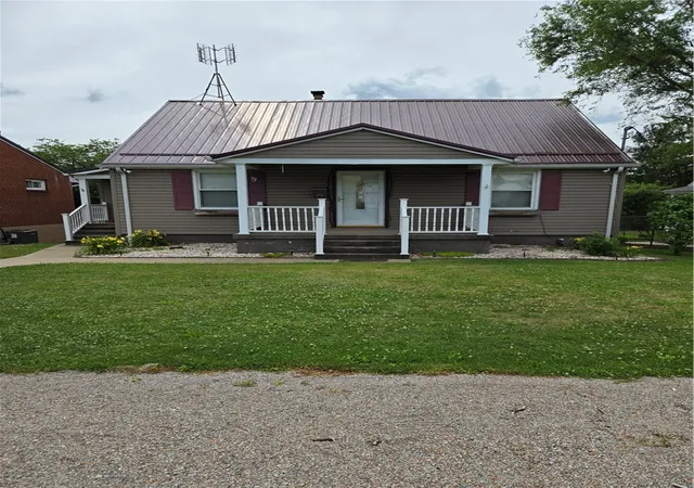 Homes for sale in Fairchance, PA | 19 S Oak Street, Fairchance, PA 15436 | MLS# 1761028