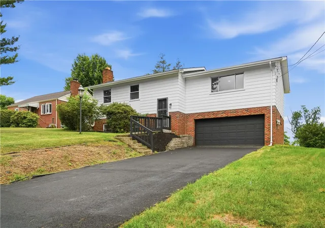Homes for sale in Homestead, PA | 792 Beechland St, Homestead, PA 15120 | MLS# 1760109