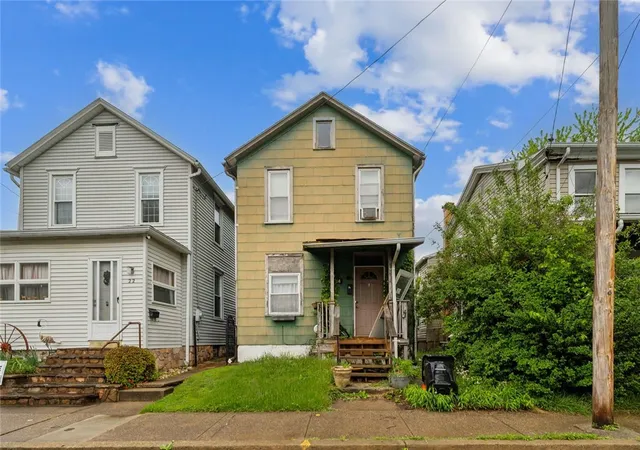 Homes for sale in Latrobe, PA | 24 Miller St, Latrobe, PA 15650 | MLS# 1761141