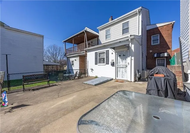 Homes for sale in Oakland, PA | 3245 Juliet St, Oakland, PA 15213 | MLS# 1760859