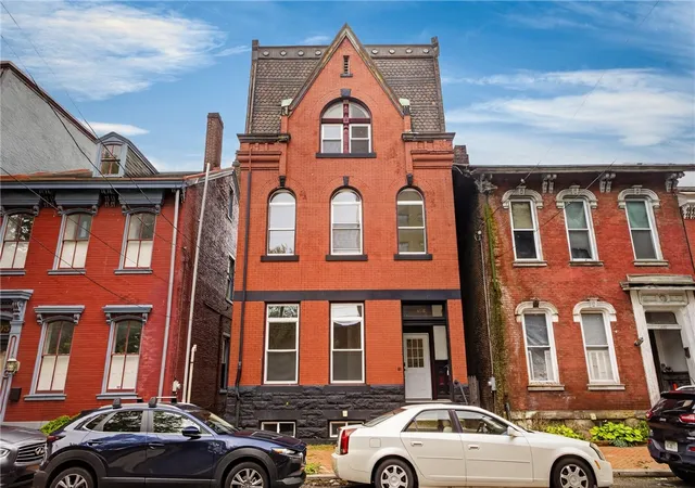1st image of 1005 Sheffield St, Manchester, PA 15233 | MLS# 1761150