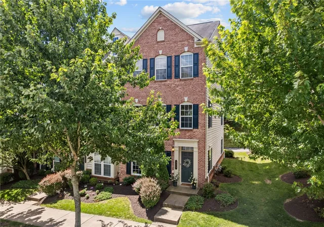 2nd image of 325 Wealdstone Rd, Cranberry Twp, PA 16066 | MLS# 1760858