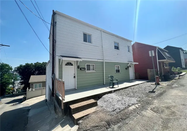 1st image of 2703 Oakley Way #2701, South Side, PA 15203 | MLS# 1761172