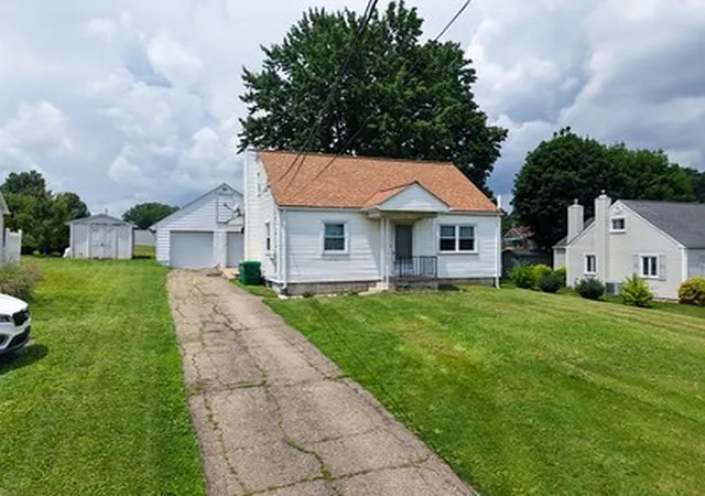 3rd image of 111 Mccandless Ave, Butler, PA 16001 | MLS# 1761031