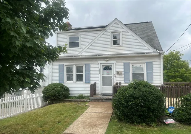 1st image of 206 Camfield St, Bon Air, PA 15210 | MLS# 1761093