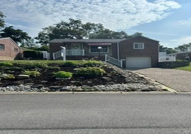 1st image of 320 Glencoe Dr, West Mifflin, PA 15122 | MLS# 1761090
