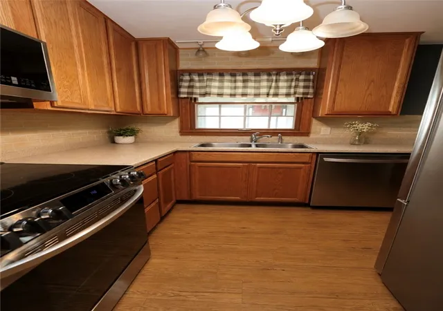 4th image of 315 S Pine Street, Carmichaels/cumblnd, PA 15320 | MLS# 1761221