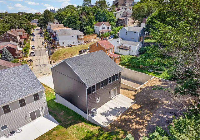 34th image of 221 Willbert Street, Mt Washington, PA 15211 | MLS# 1761076