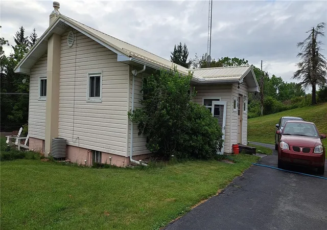2nd image of 830 Bells Mills Cloe Rd, Punxsutawney Area School District, PA 15767 | MLS# 1761280